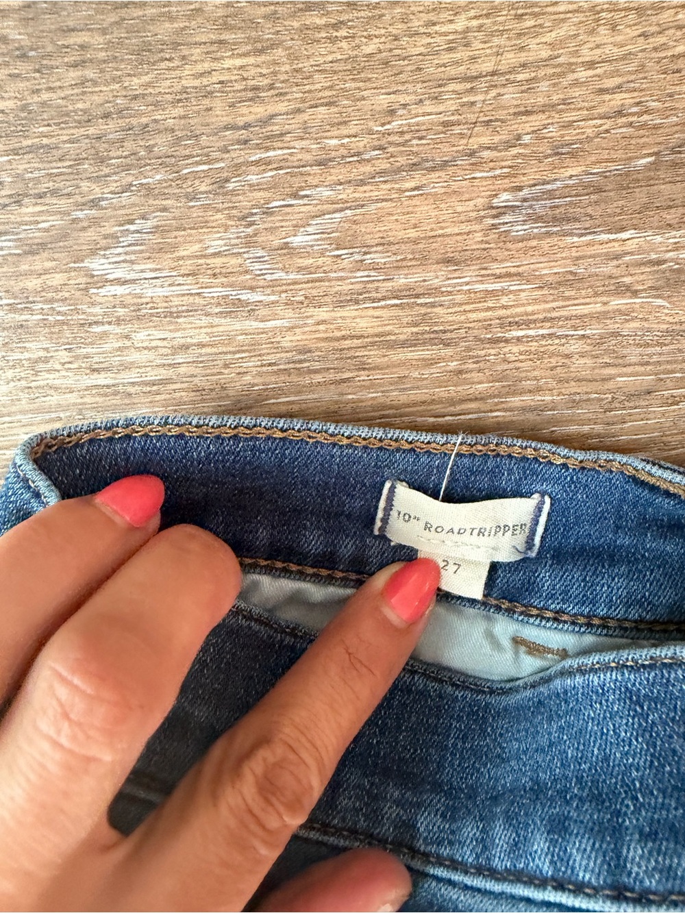Madewell 10" High-Rise Roadtripper Jeans Raw Hem size 27 - Picture 9 of 13
